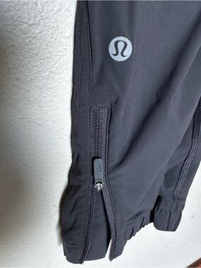 Lululemon Black Athletic Zip Pant